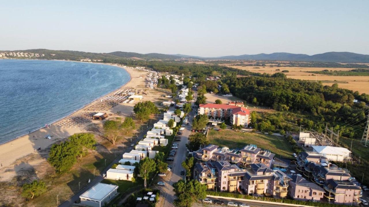 Къмпинг Градина Луксозен Апартамент Chernomorets Esterno foto